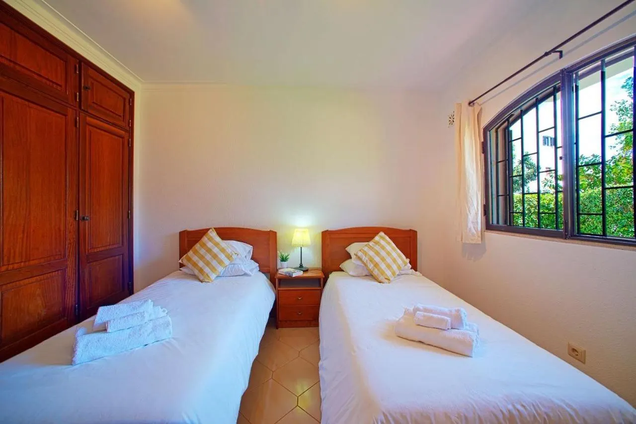 2 Bed Ground Floor Apartment In Vilamoura