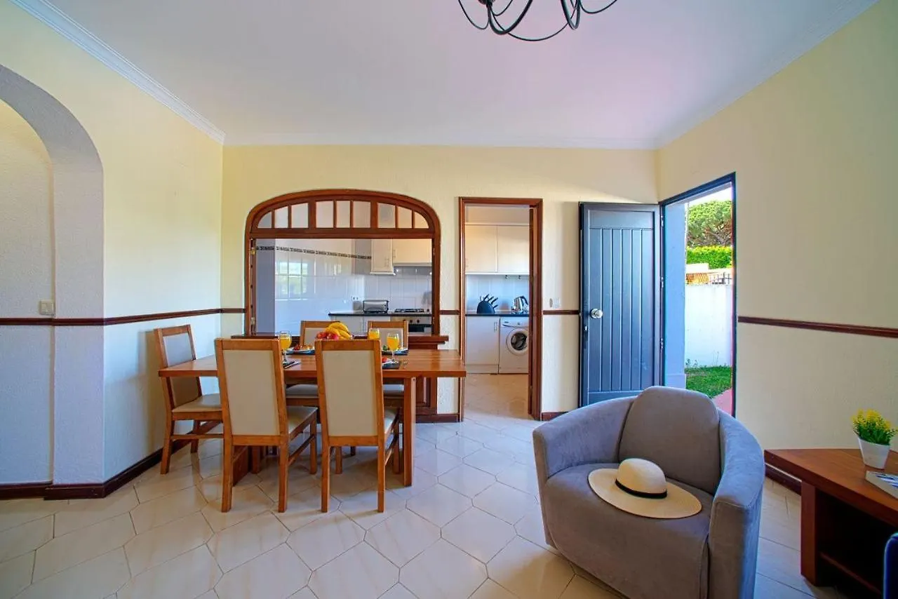 2 Bed Ground Floor Apartment In Vilamoura