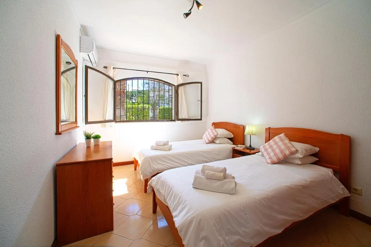 2 Bed Ground Floor Apartment In Vilamoura Portugal